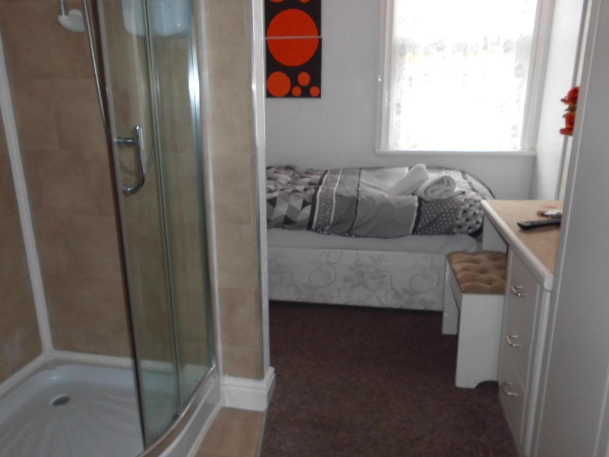 Jasmine Guest House Bridlington Bagian luar foto