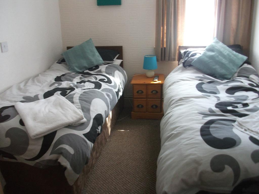 Jasmine Guest House Bridlington Bagian luar foto