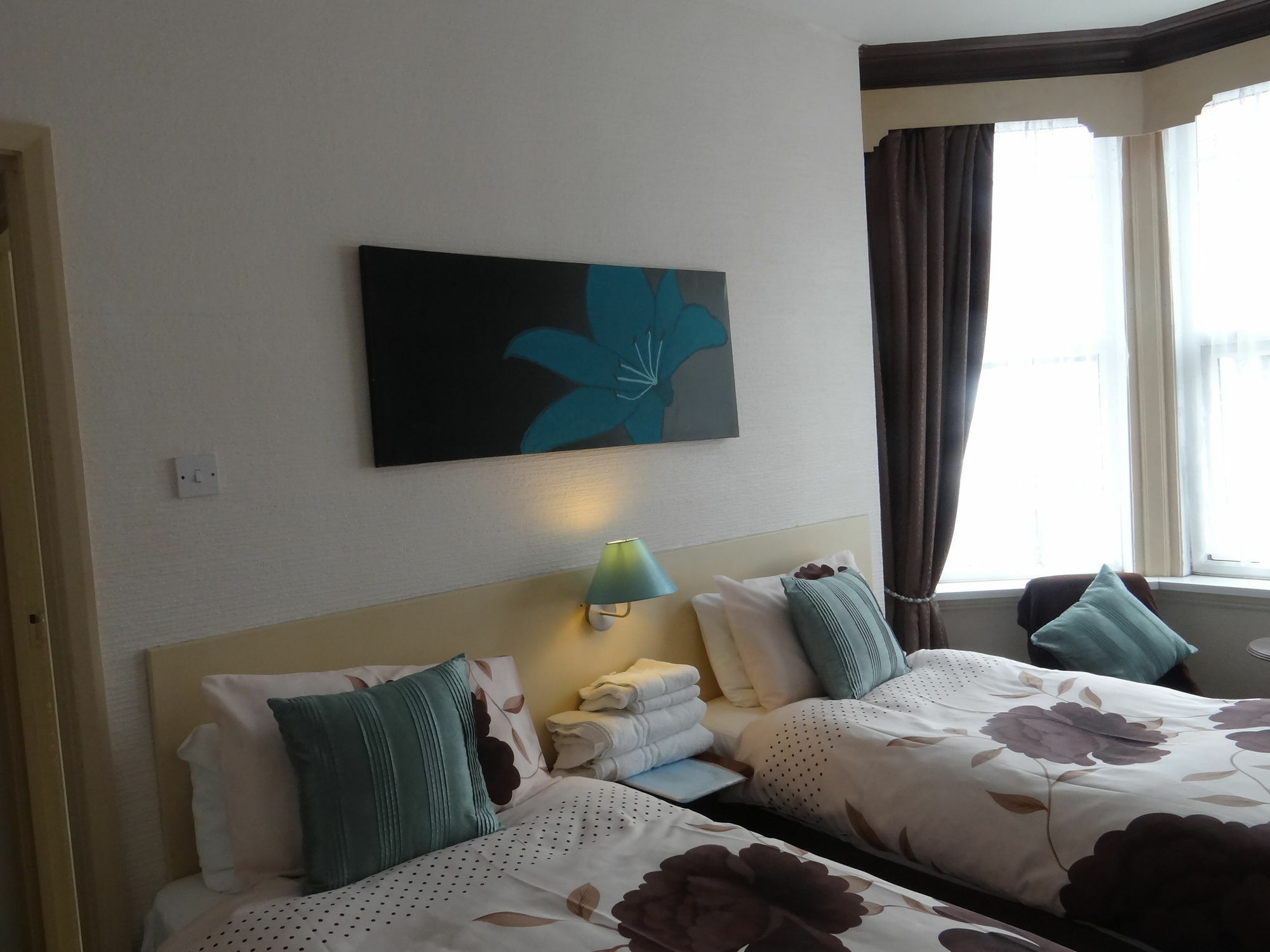 Jasmine Guest House Bridlington Bagian luar foto